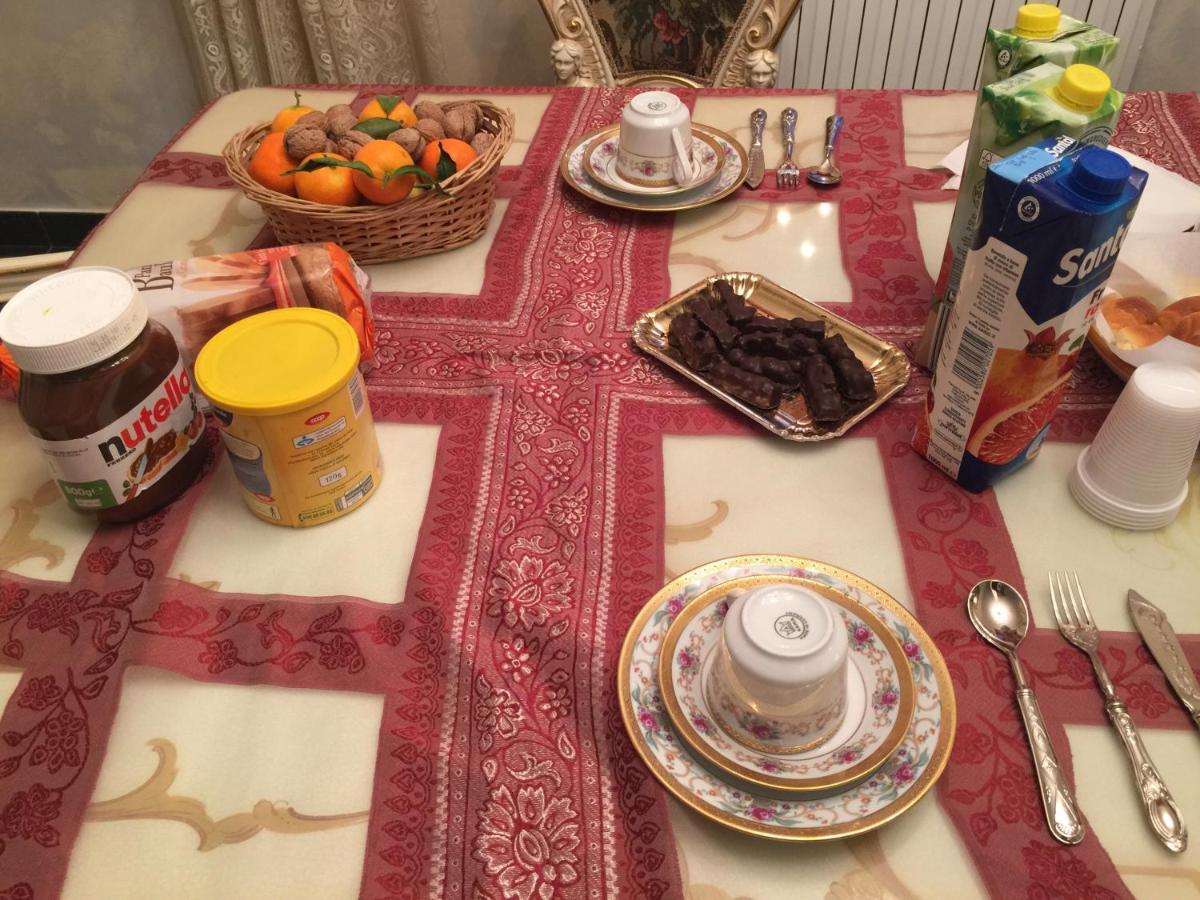 Colazione Da Lolly Bed & Breakfast Napoli Ngoại thất bức ảnh